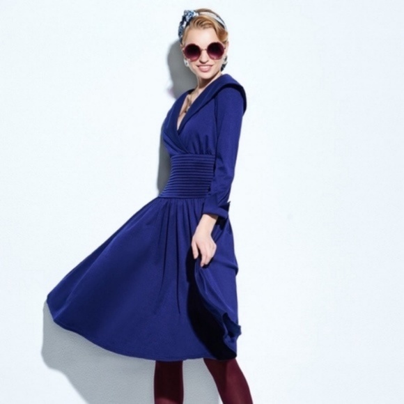 Collared Vintage Style Blue Rockabilly PinUp Dress - Picture 2 of 8